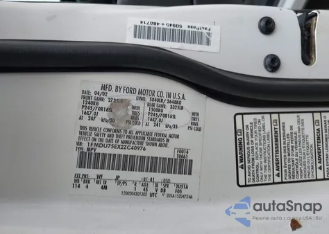 2002 Ford Explorer Limited from USA, damaged, VIN 1FMDU75EX2ZC40976